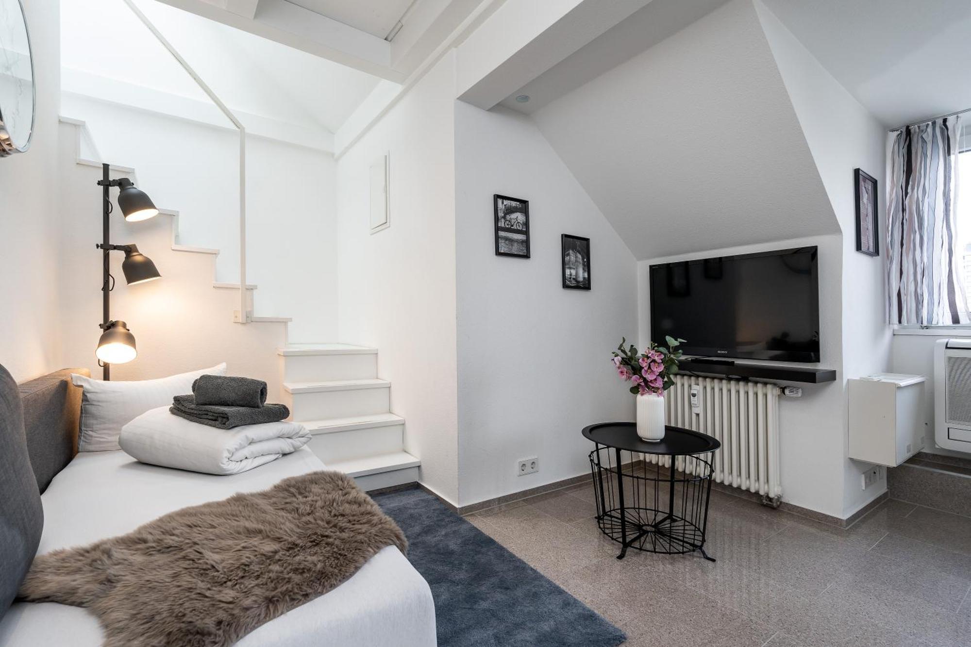 Wohnen Auf Zeit - Innenstadt-Appartements Фрайбург-у-Брайсгау Номер фото