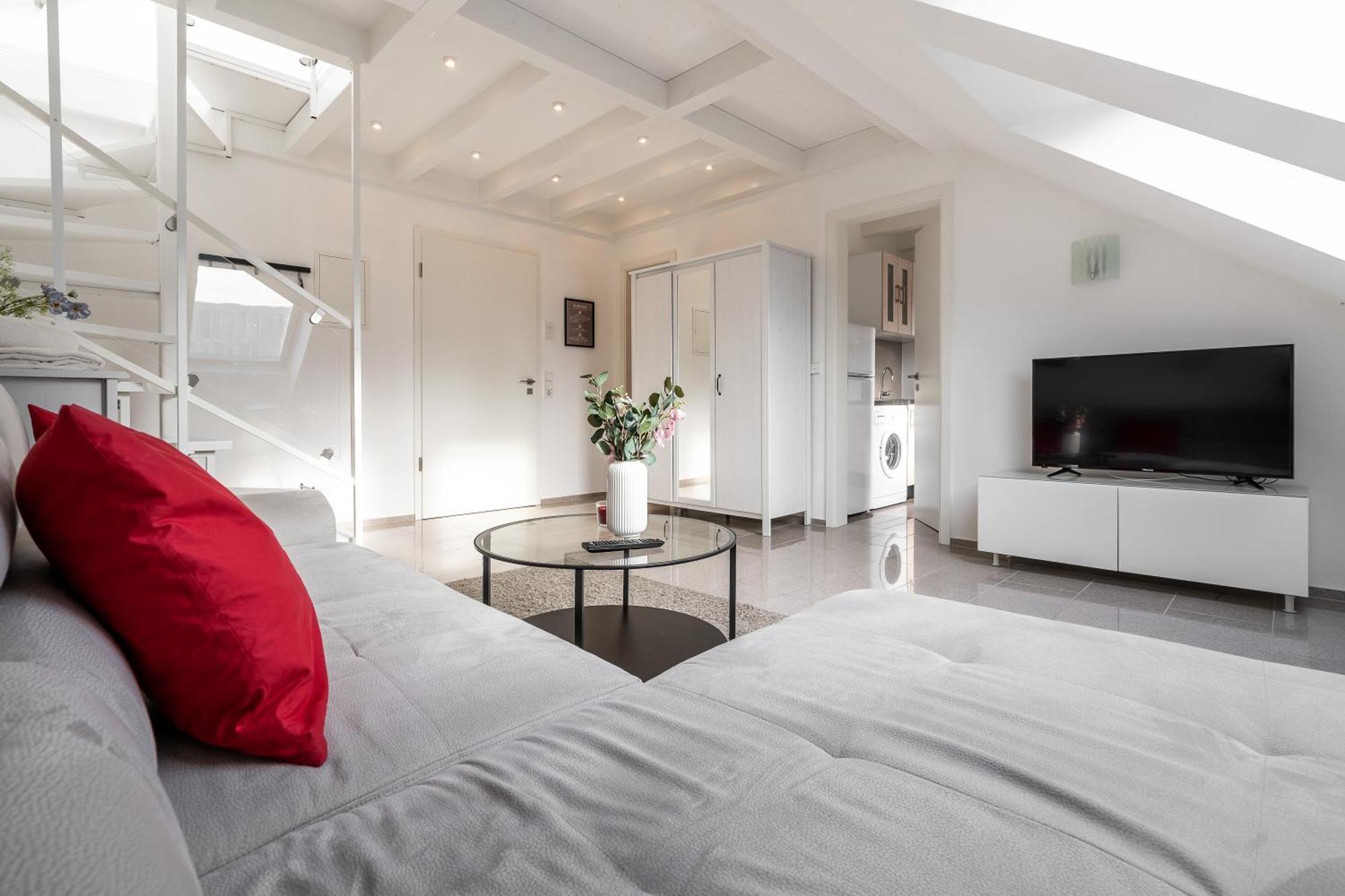 Wohnen Auf Zeit - Innenstadt-Appartements Фрайбург-у-Брайсгау Номер фото