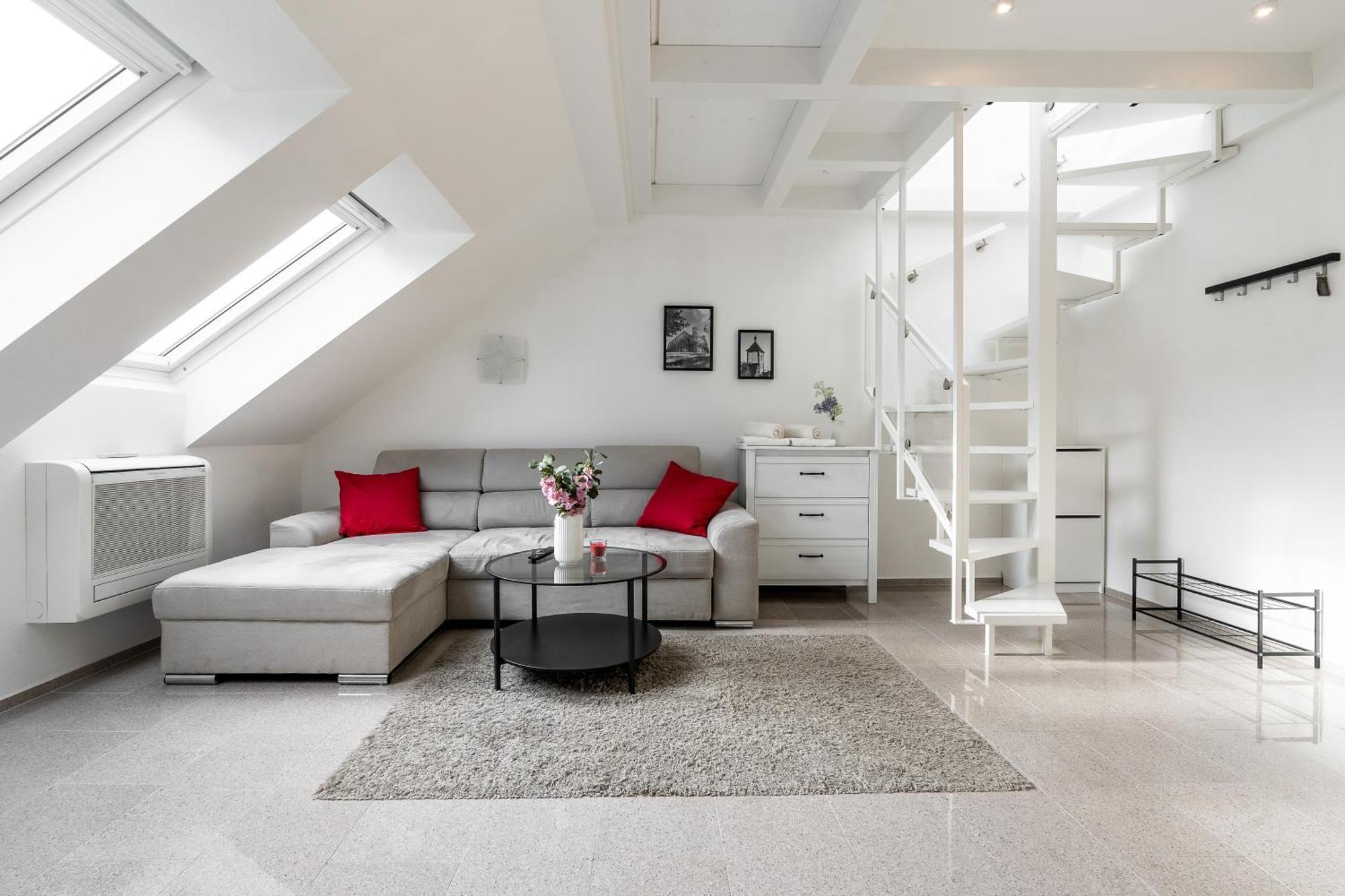 Wohnen Auf Zeit - Innenstadt-Appartements Фрайбург-у-Брайсгау Номер фото
