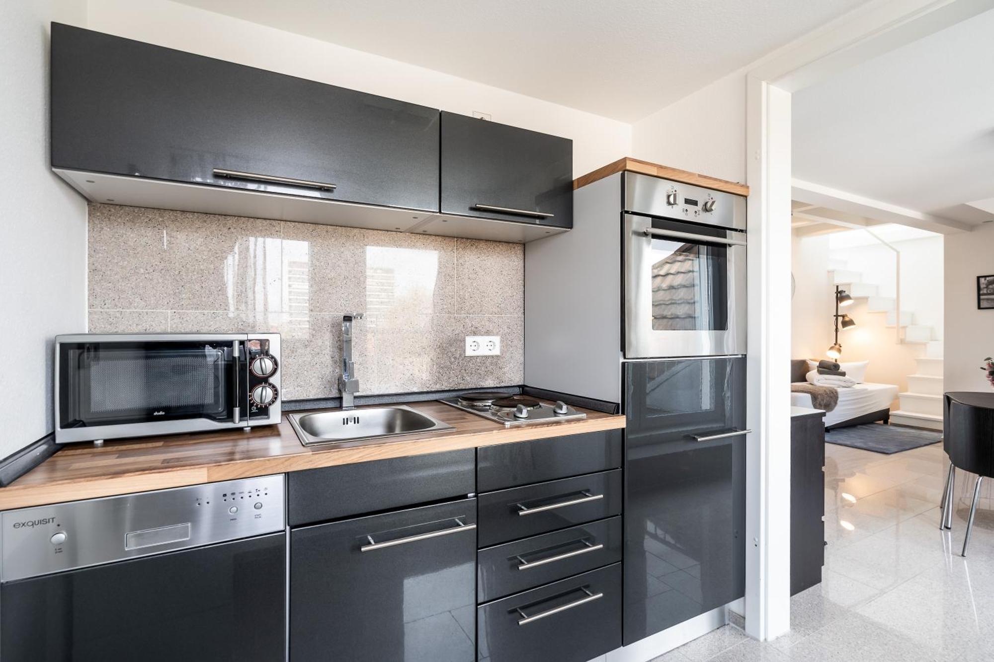 Wohnen Auf Zeit - Innenstadt-Appartements Фрайбург-у-Брайсгау Номер фото